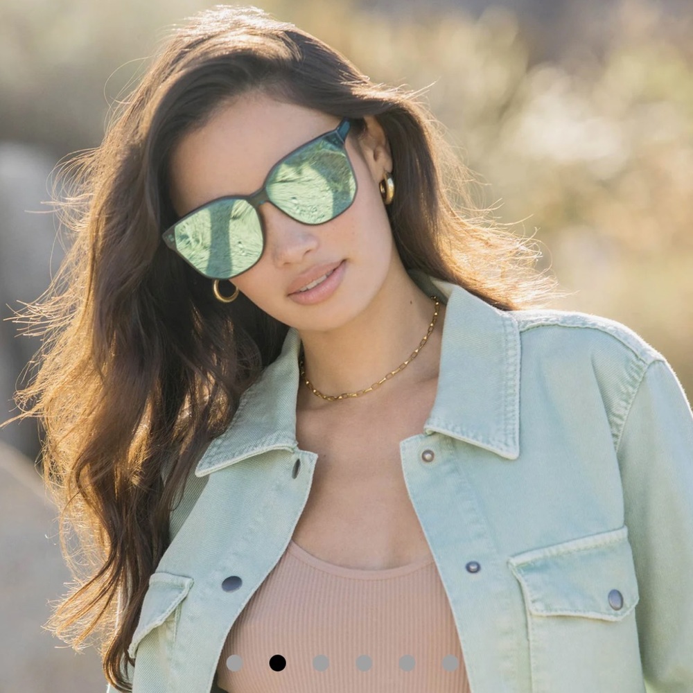 Blue Mirrored Sunglasses